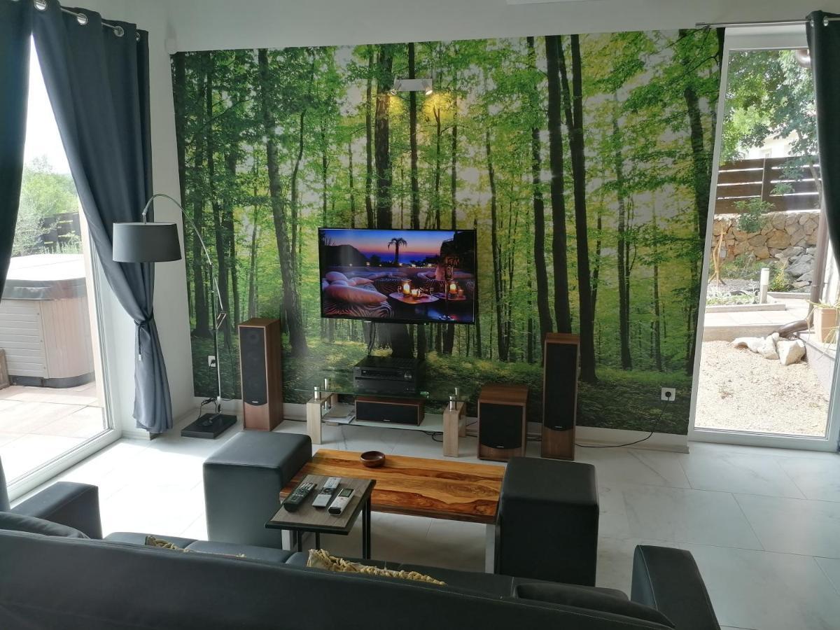 The Forest House Krk 2 Kras エクステリア 写真
